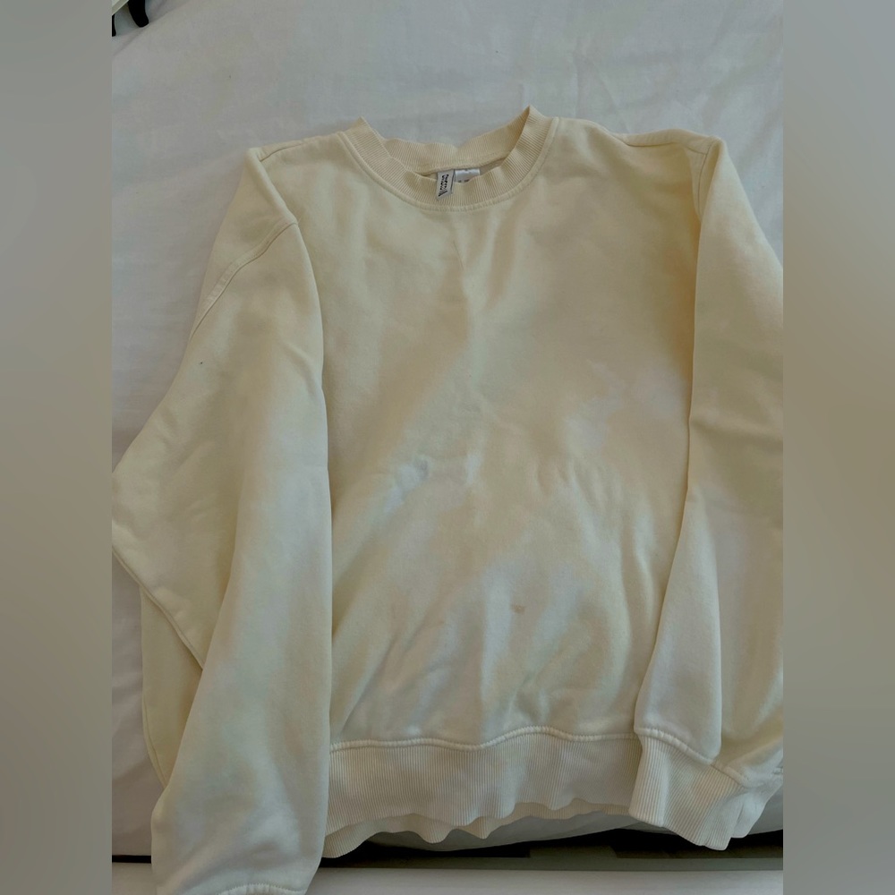 Basic Creme Sweatshirt - image 1